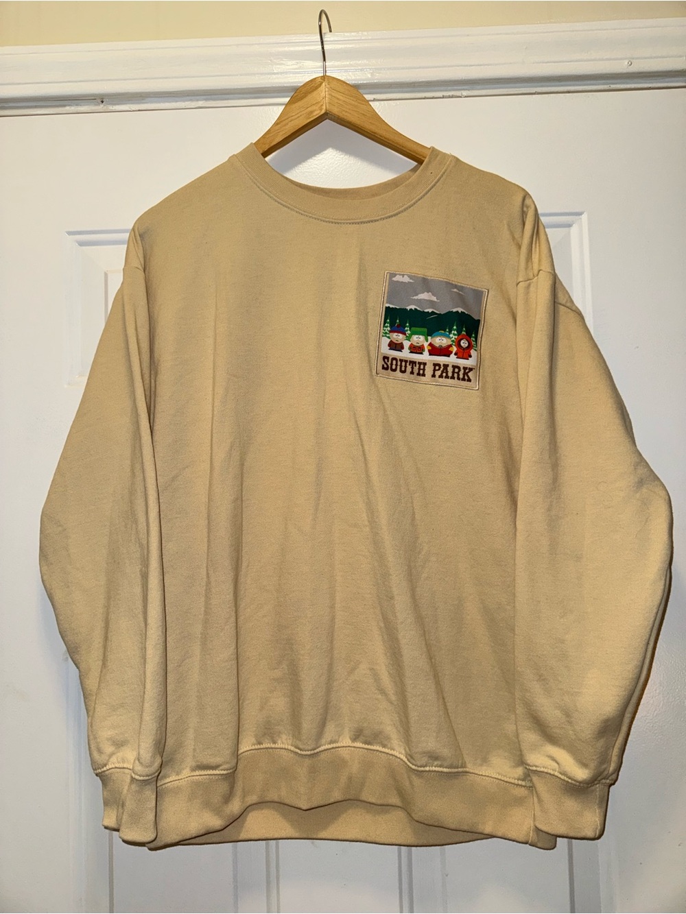 South Park Crewneck Sweatshirt Mens M Beige Graphic Cartoon TV Show Pullover